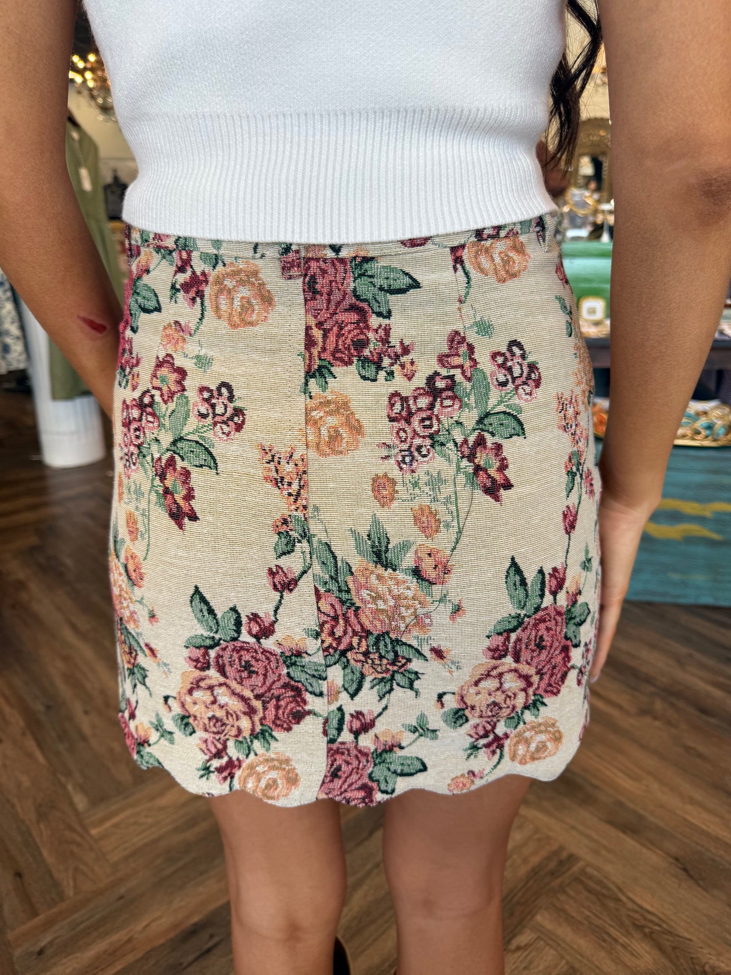 Scalloped Rose Button Skirt