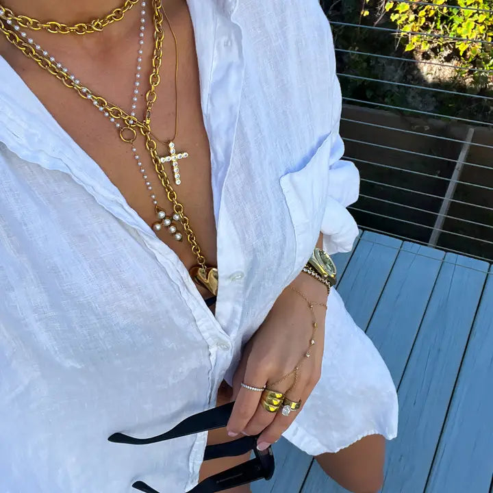 Chansutt Pearls: Diamond Cross