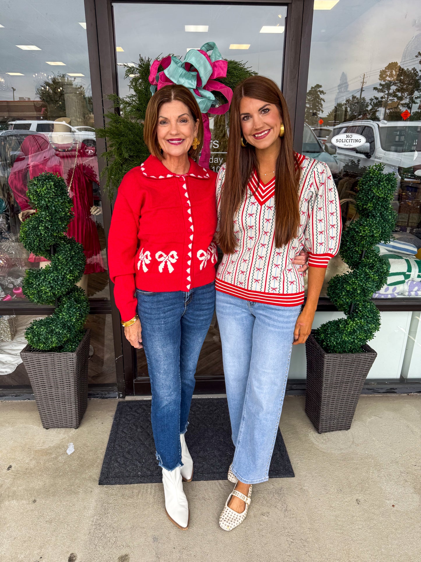 Mary Square Ivory In The Bow Sweater