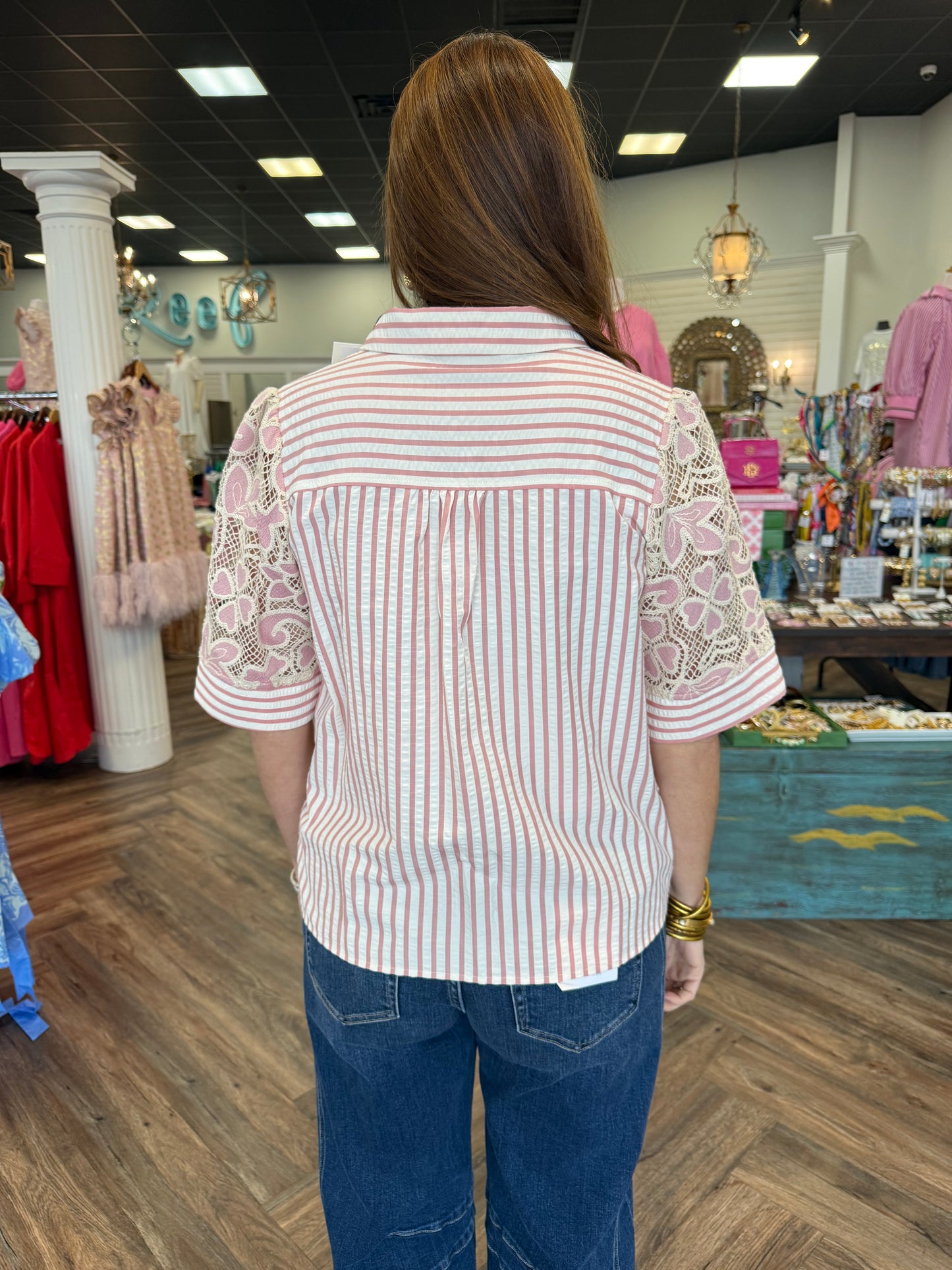 Voy Classy Eyelet Top