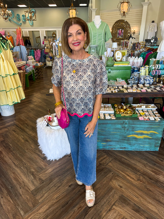 Wavy Contrast Navy Top