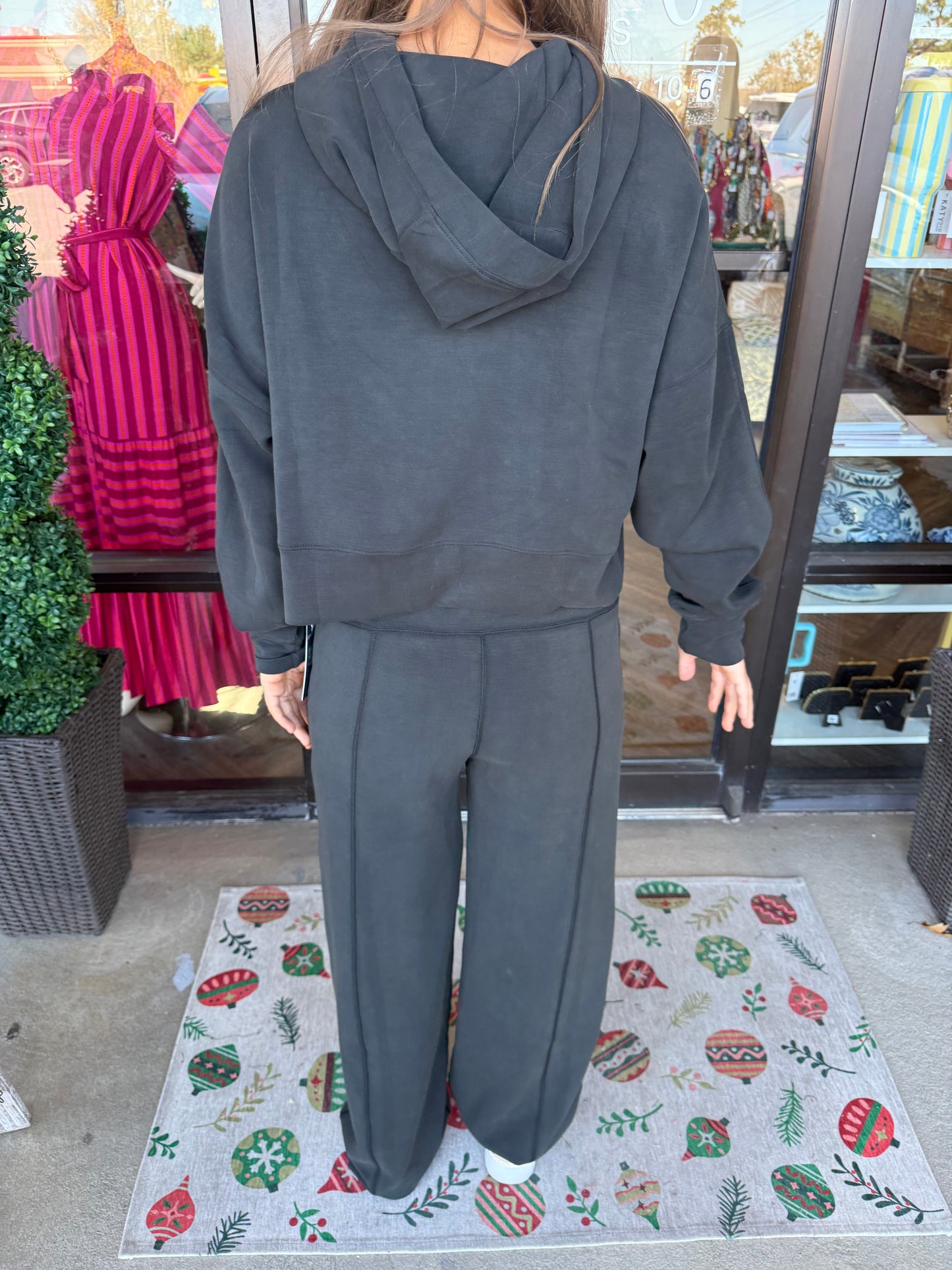 Butter Soft Lounge Set: Black