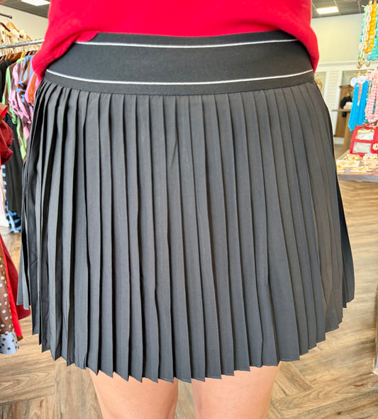 Pleated Athletic Skort: Black