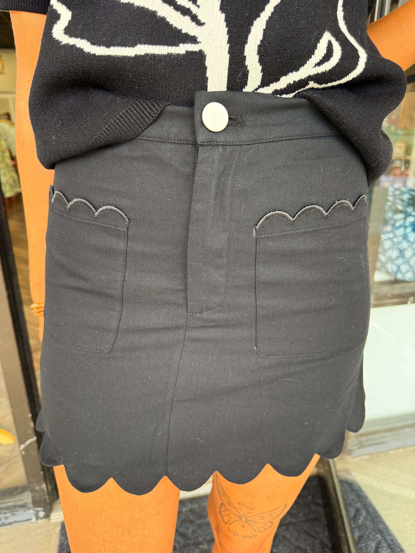 Scalloped Skirt: Black