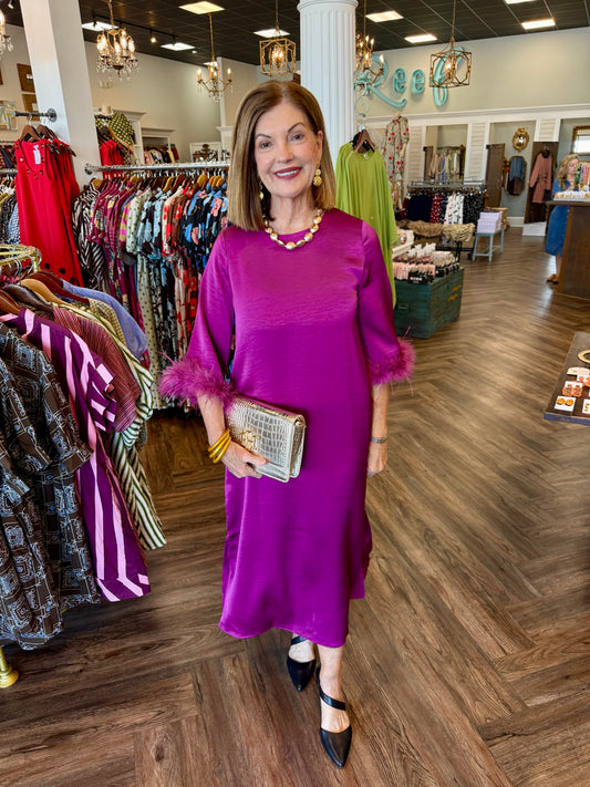 Feathered Elegance Midi Dress: Plum