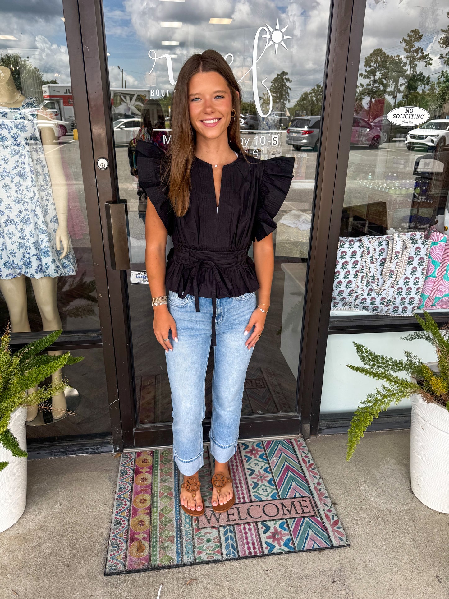 Flutter Sleeve Peplum Top: Black