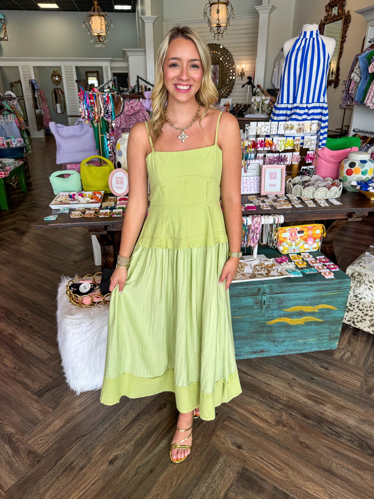 Mia Midi Dress: Tea Green