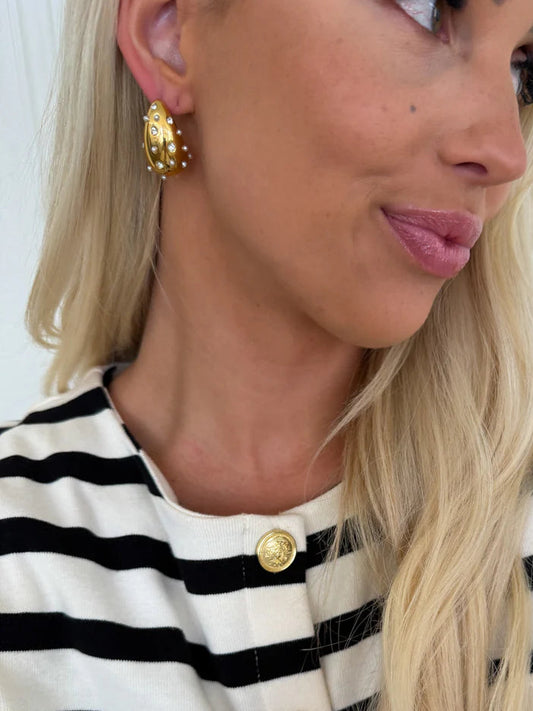 Chansutt Pearls: JAZ EARRINGS