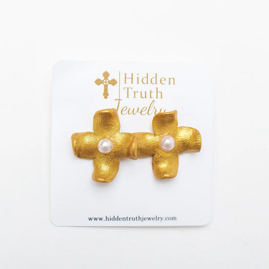Hidden Truth Jewelry: Small Dogwood Pearl Studs