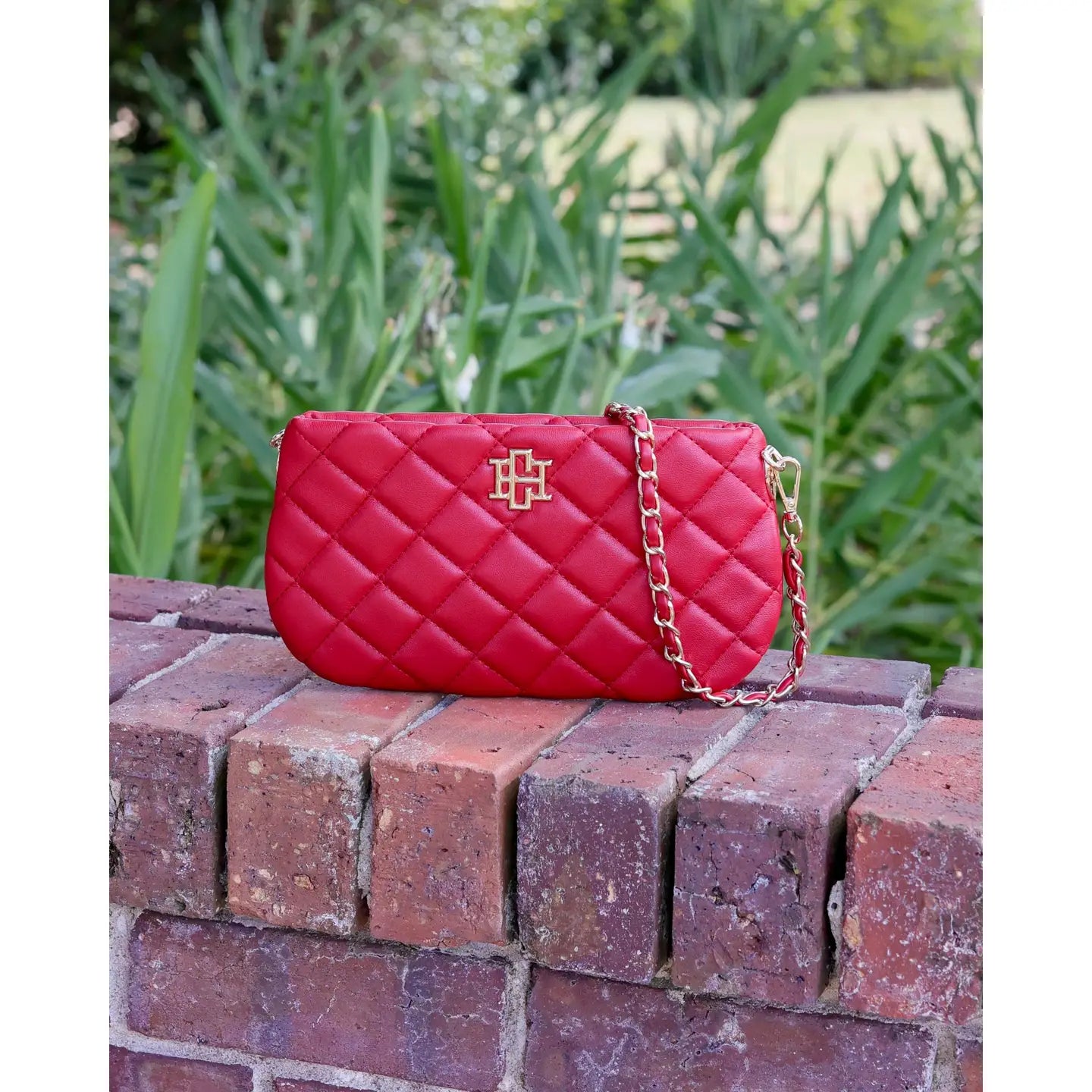 Livi Crossbody Red Sq