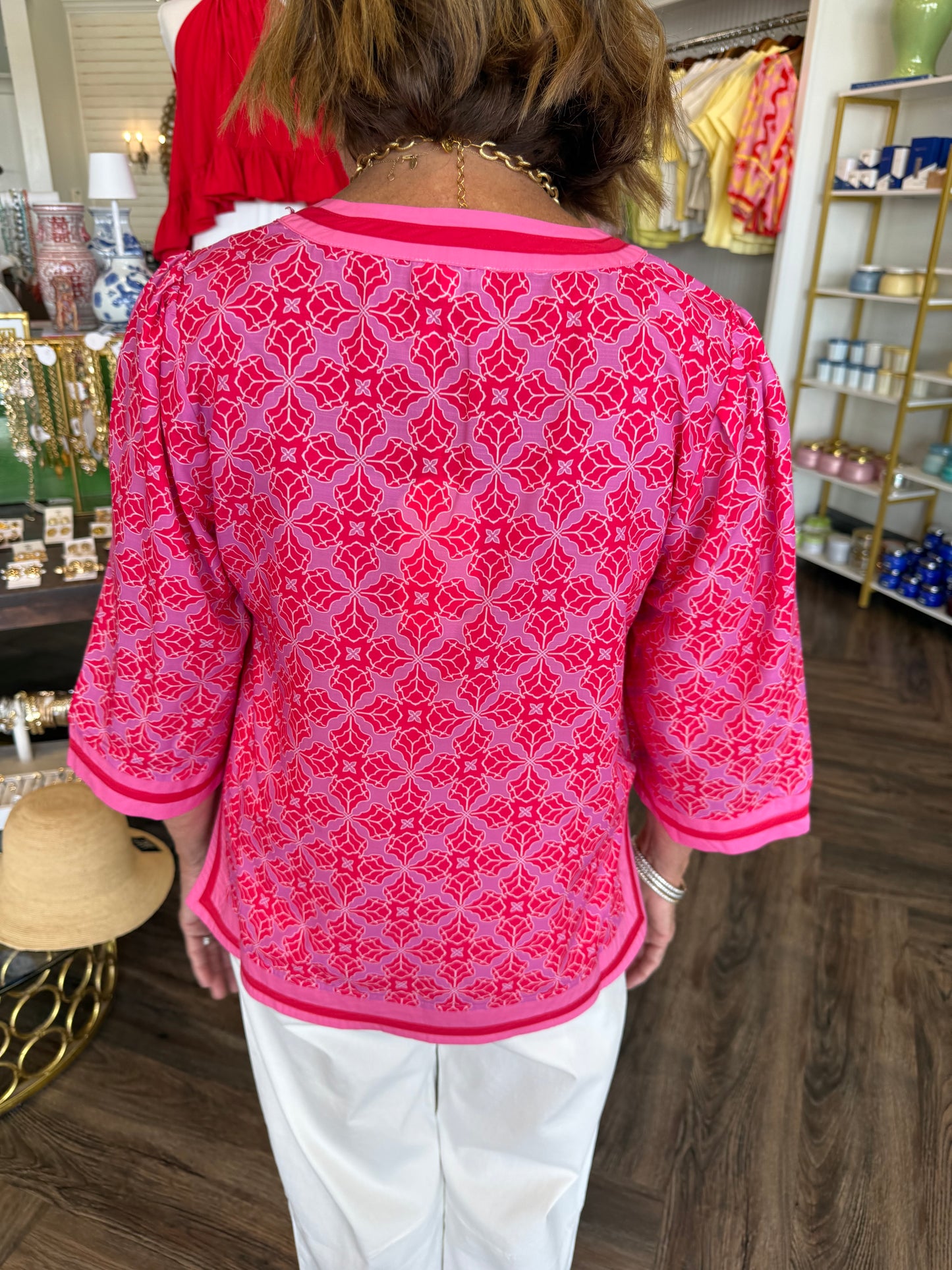 Retro Design Top: Red