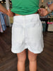 Middle Seam Shorts: White