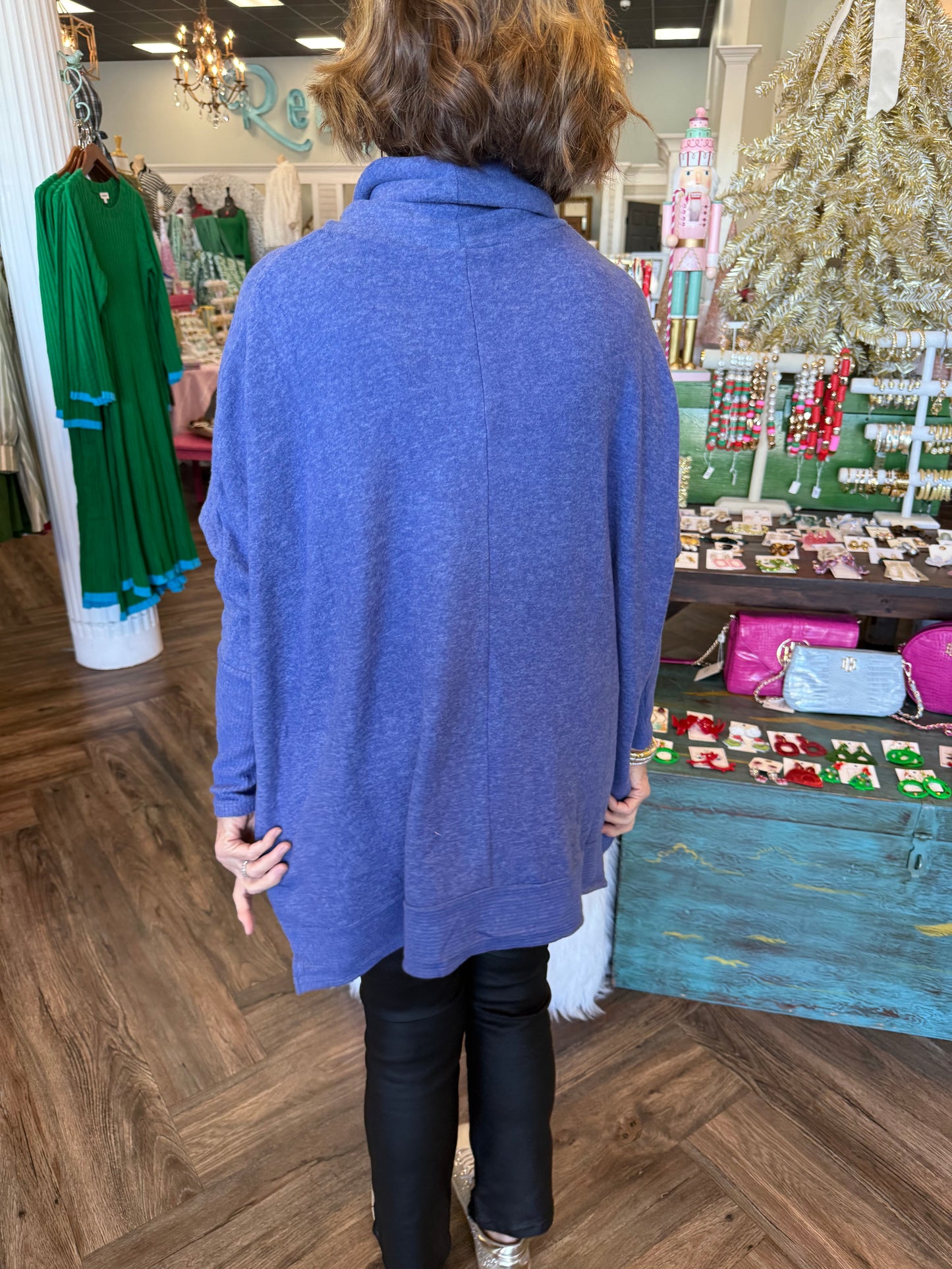 Oversized Turtleneck Sweater: Marlin