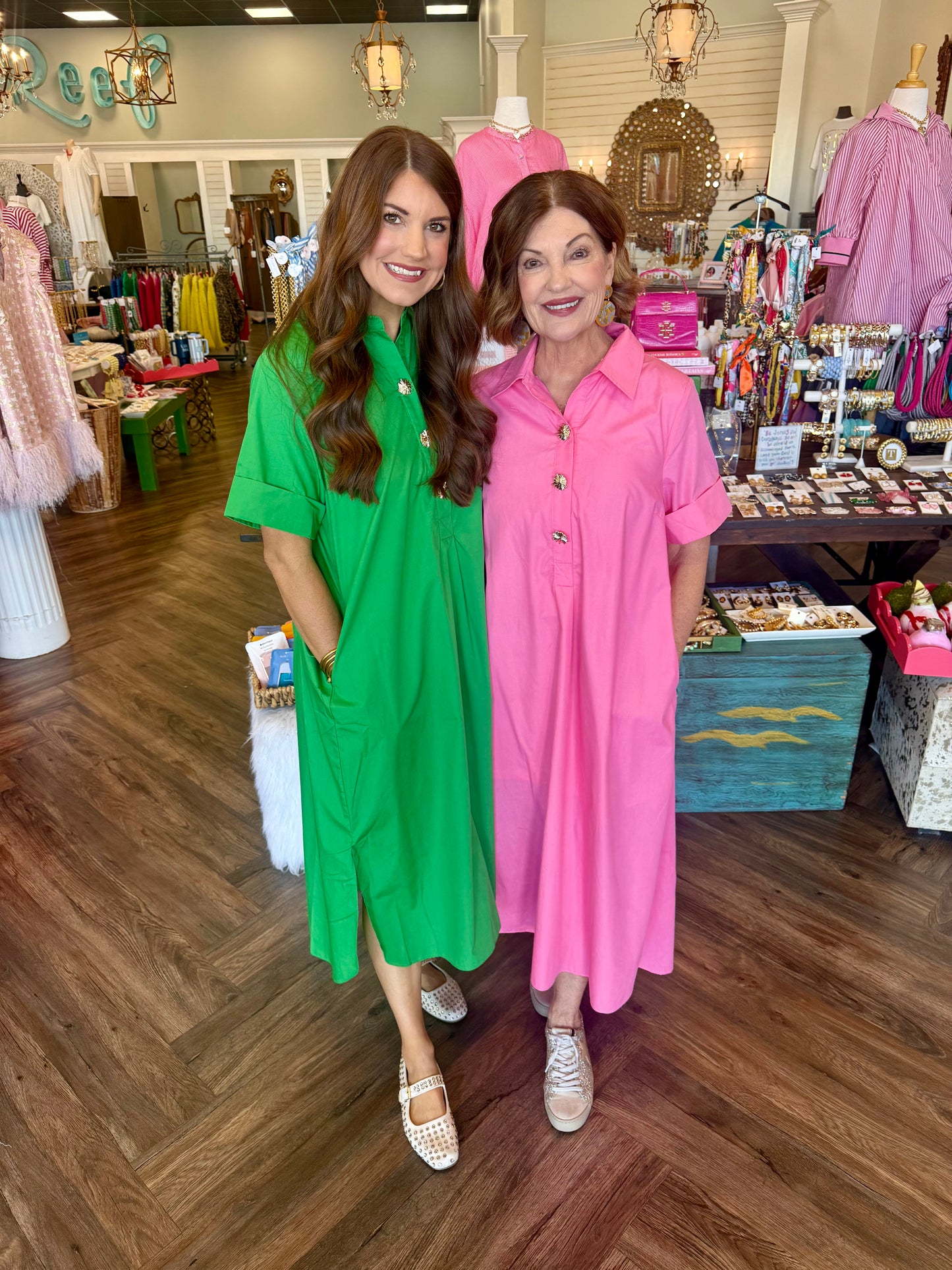 Accent Button Midi Dress: Pink