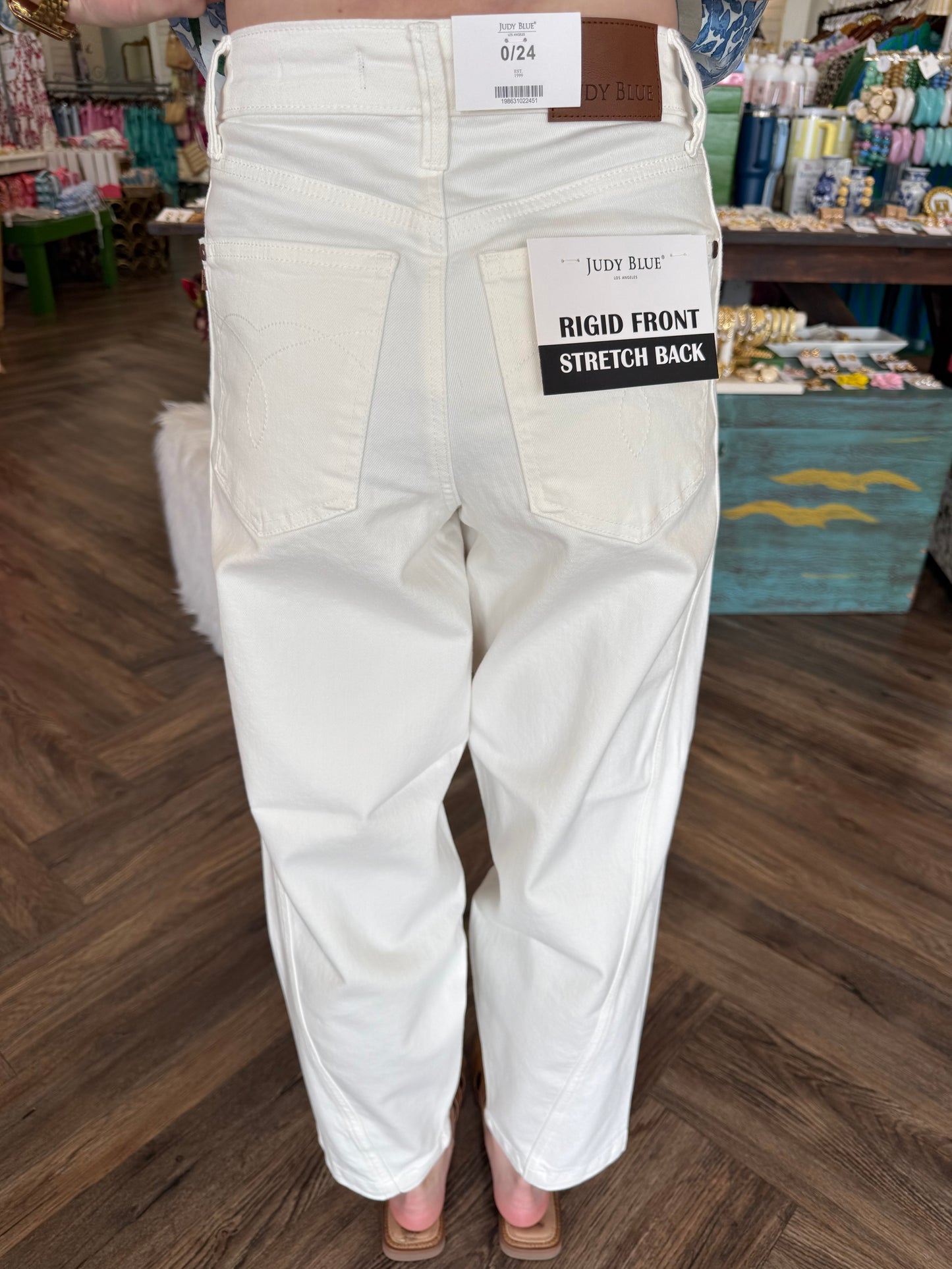 Judy Blue White Barrel Jeans