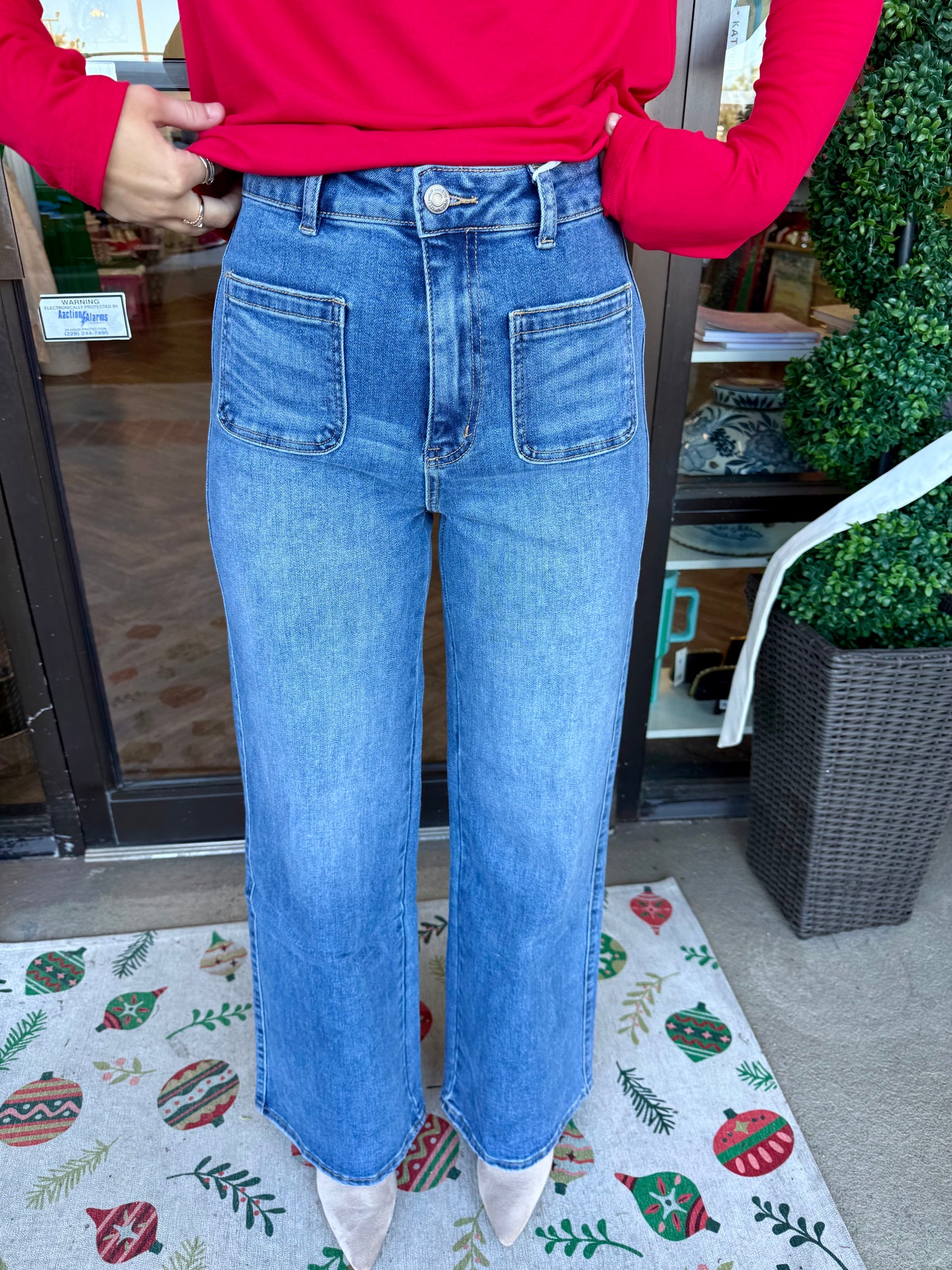 Two Pocket High Rise Jeans