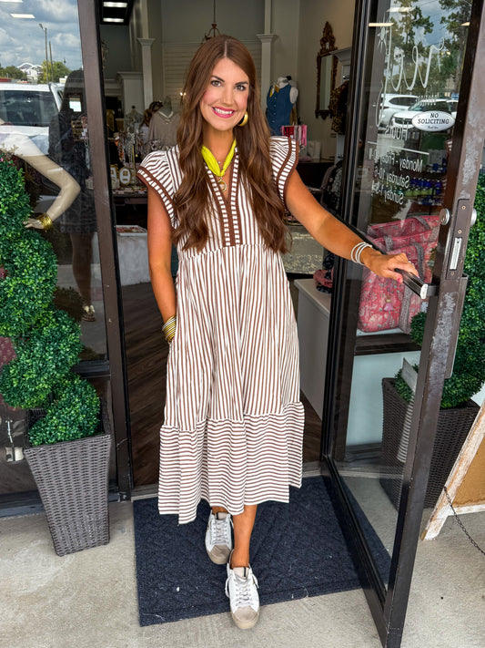 Lillie Line Dress: Brown