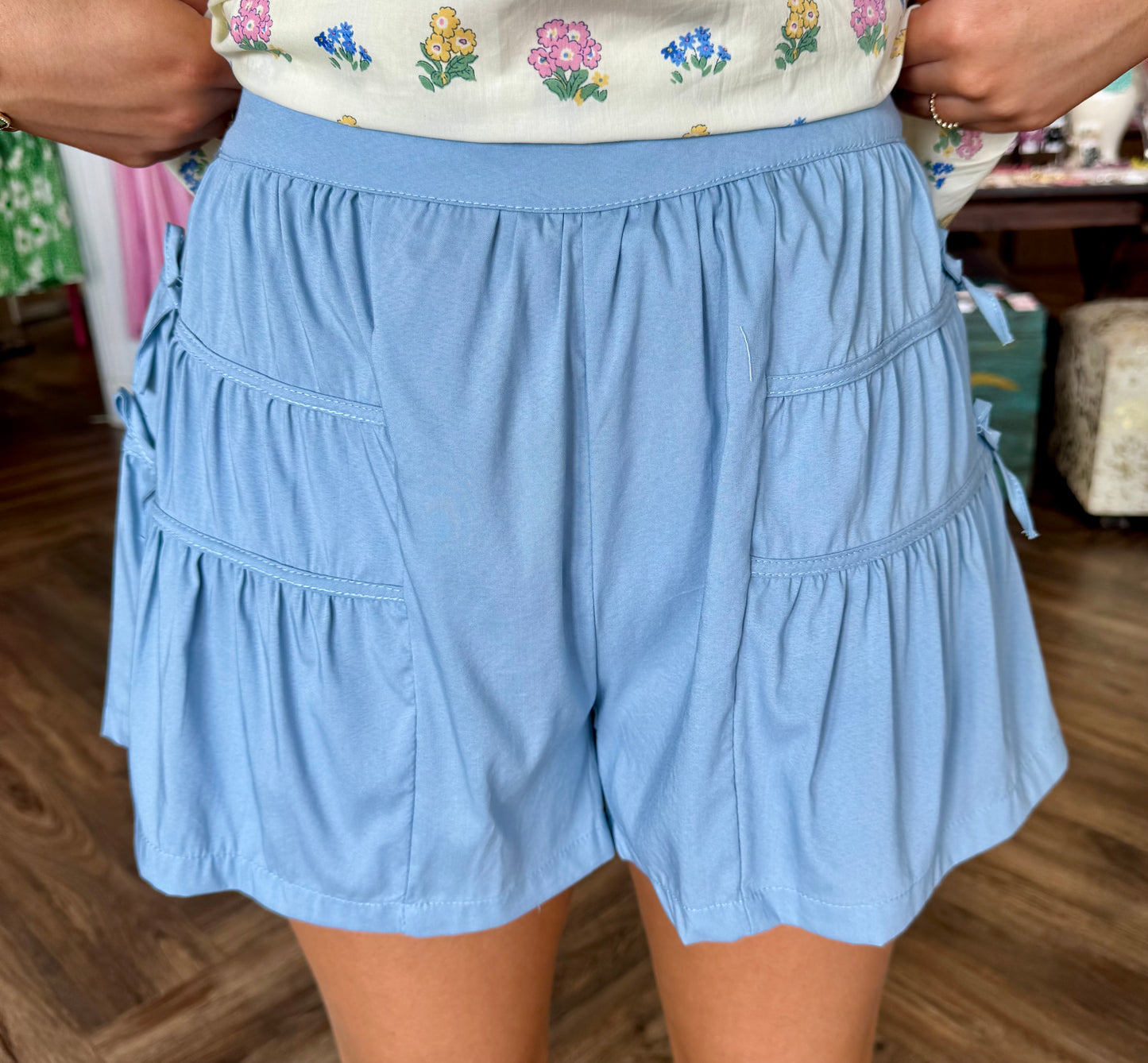 Side Bow Shorts: Light Blue