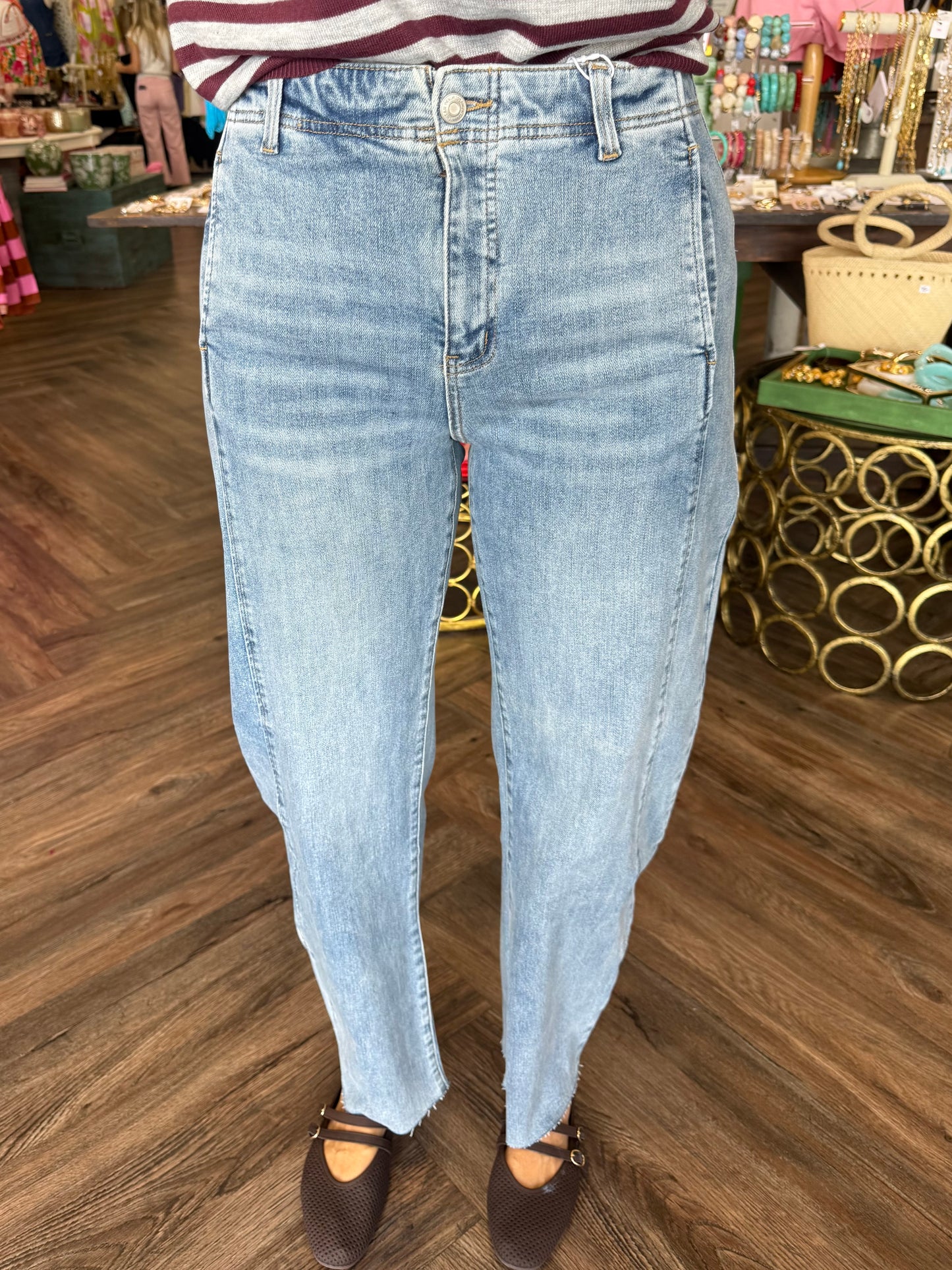Side Seam Barrel Jeans