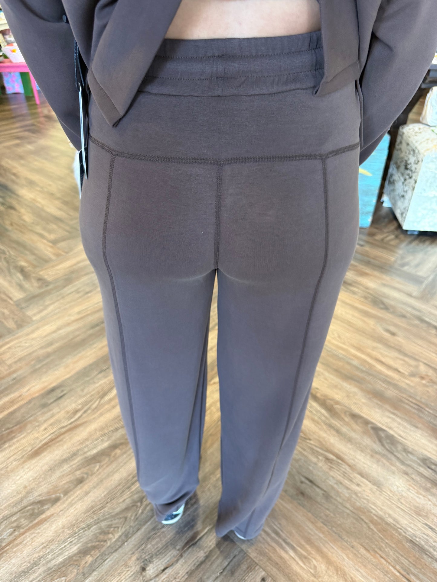 Butter Soft Lounge Set: Brown