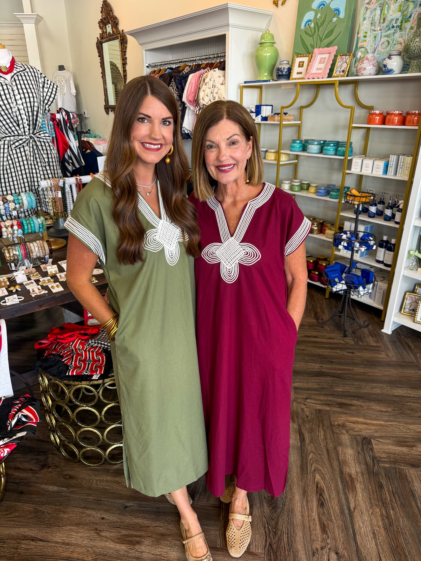Swirl Design Midi Dress: Wine