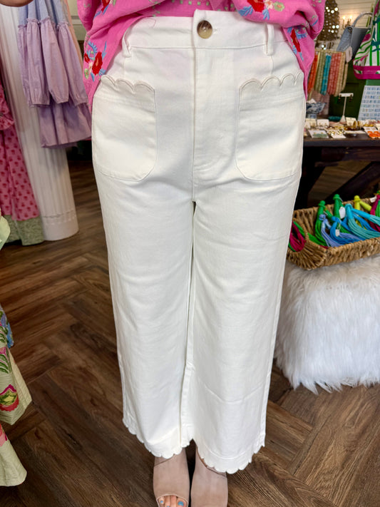 Scalloped Front Pocket Jeans: White