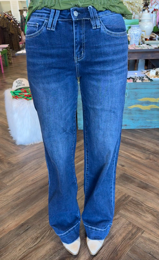 Vervet Jeans: Dominated