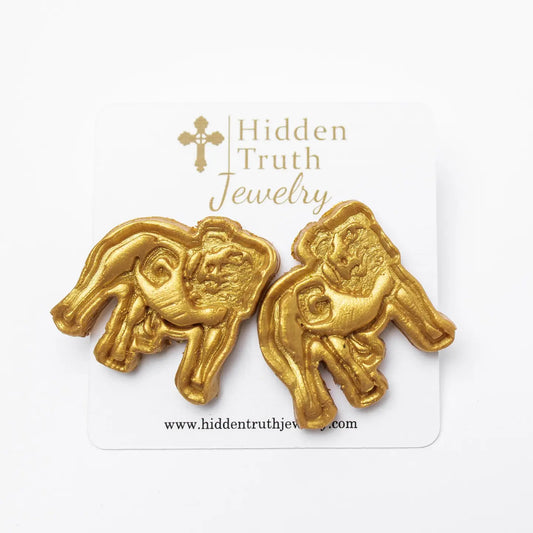 Hidden Truth: Gold Between The Hedges Earrings